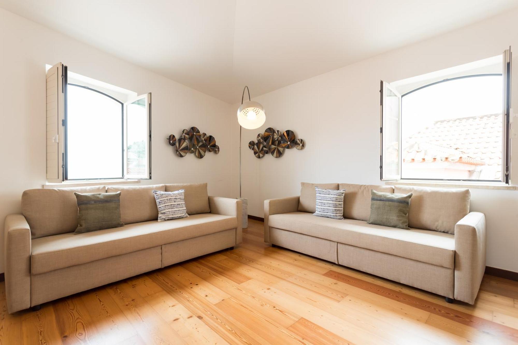 Alfama Modern Two Bedroom W River View And Parking By Lu Holidays Apartamento Lisboa